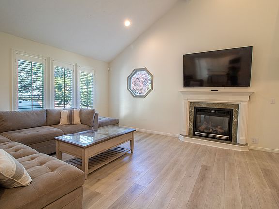 5th image of 4194 S Caroleen Way