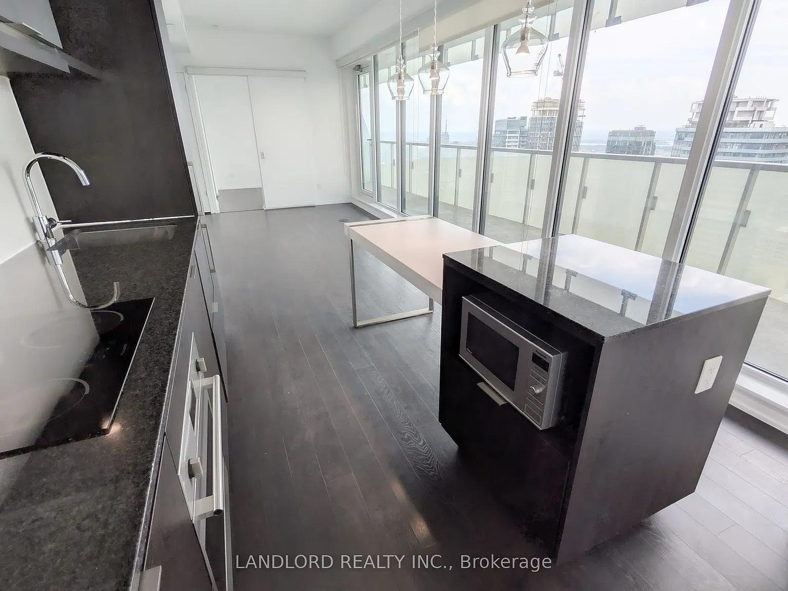 197 Yonge St - 4309 — Photo 1