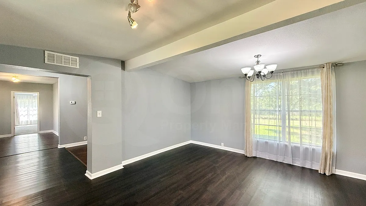 2 bed, 2.0 bath, 1560 sqft, $1,950 — Photo 3
