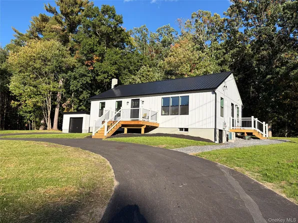 20 Lena Lane, Ruby, NY 12475