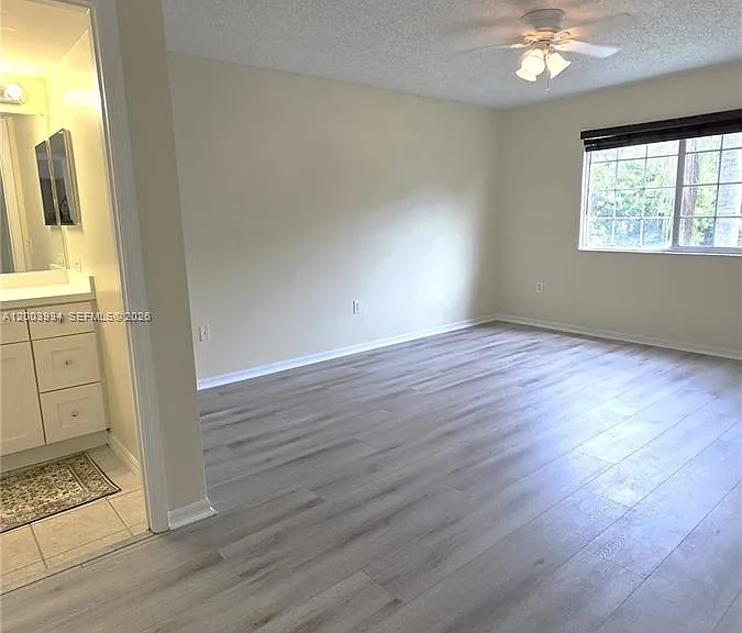 5051 Wiles Rd #201 — Photo 16