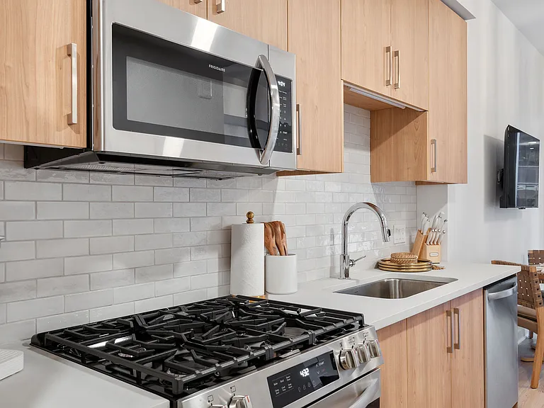 1212 Demonbreun St #706 — Photo 16