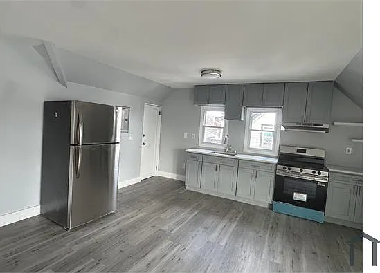 327 N Maple Ave #3 — Photo 10