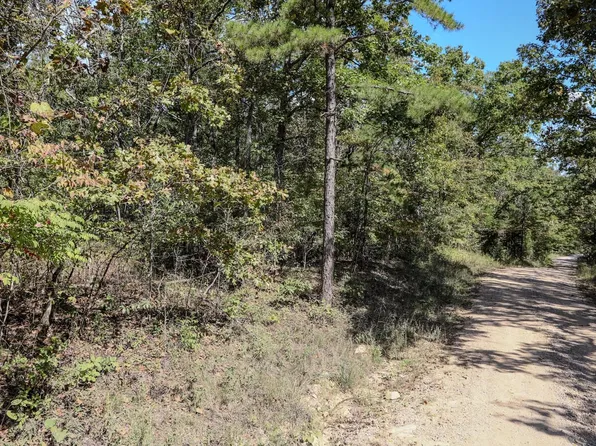 505 County Rd, Greenville, MO 63944