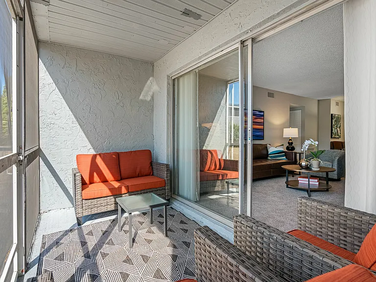 Enclave at Sabal Pointe Apartments — Photo 32