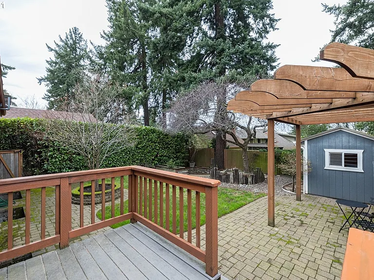 6641 E Burnside St #B — Photo 13