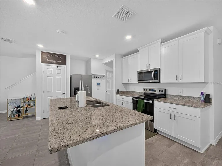4368 Ranch House Rd — Photo 3