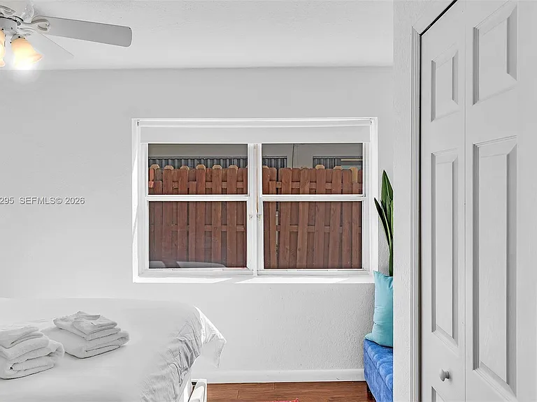 4633 SW 28th Ave — Photo 59