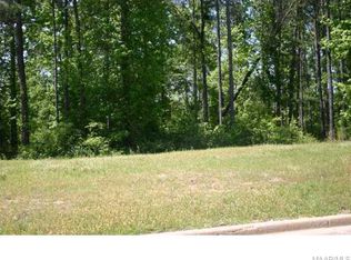 319 Loch Rdg, Wetumpka, AL 36092