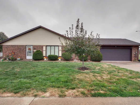 4006 Pine Ridge Dr, Quincy, IL 62305