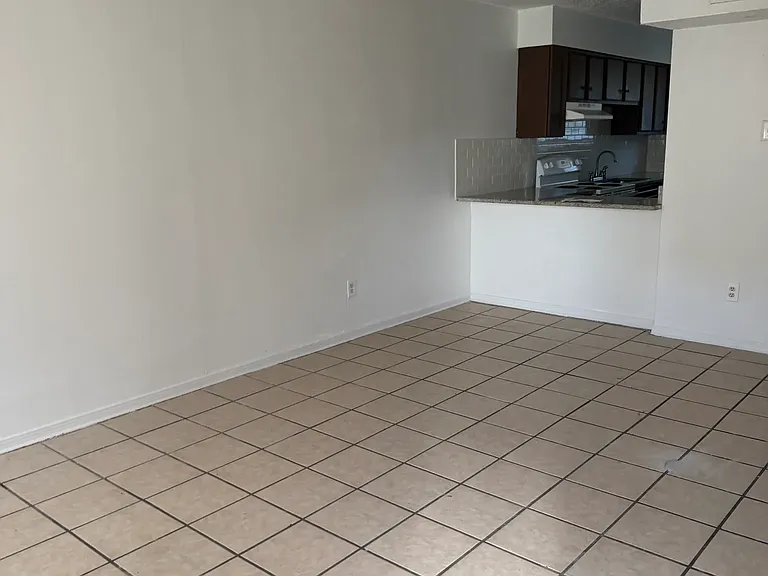 4870 Alsace St #3 — Photo 7