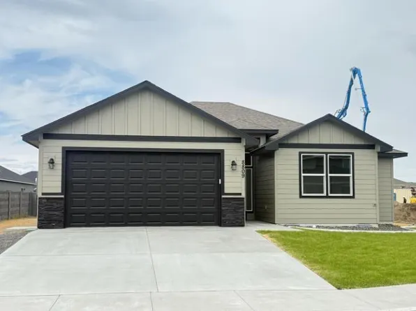 8809 Ashen Dr, Pasco, WA 99352