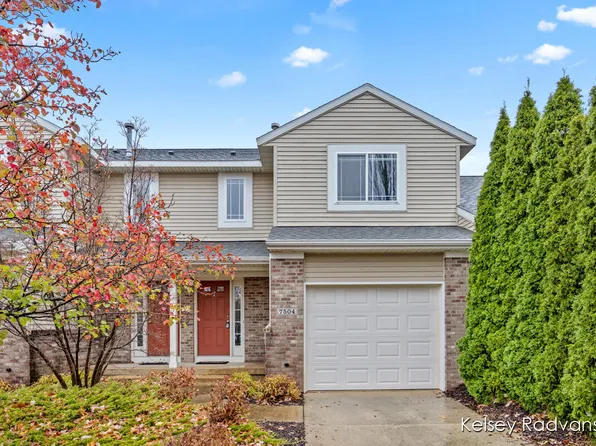 7504 Crooked Creek Dr SW, Byron Center, MI 49315