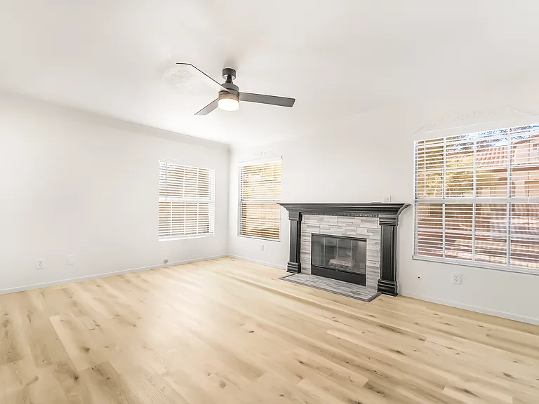 2600 Twin Pines Ave — Photo 13