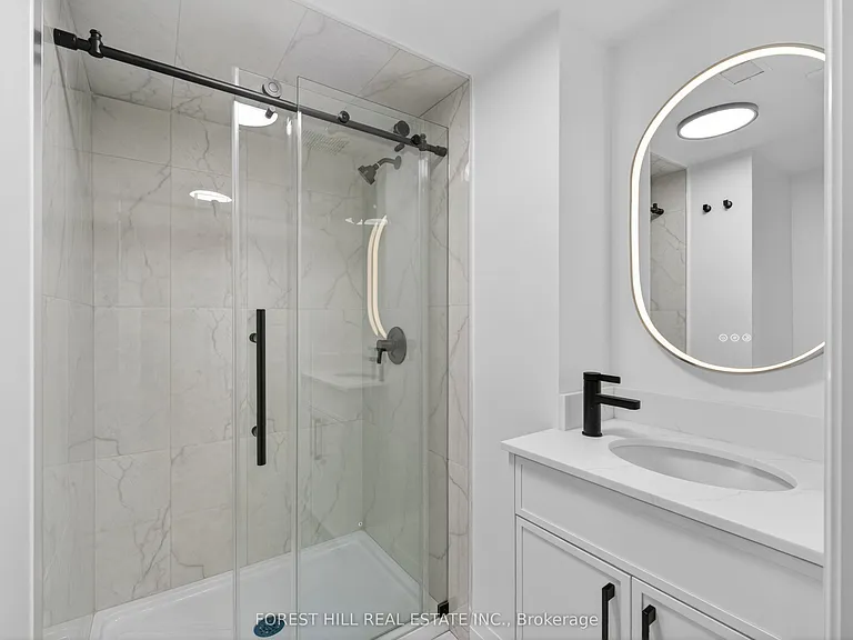 4 Southwell Dr #R — Photo 34