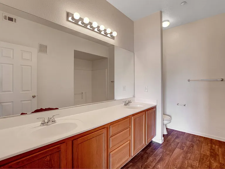 Aspen Peak Condominiums — Photo 81