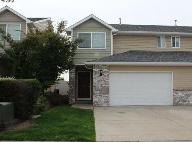1st image of 7427 NE 61st Way