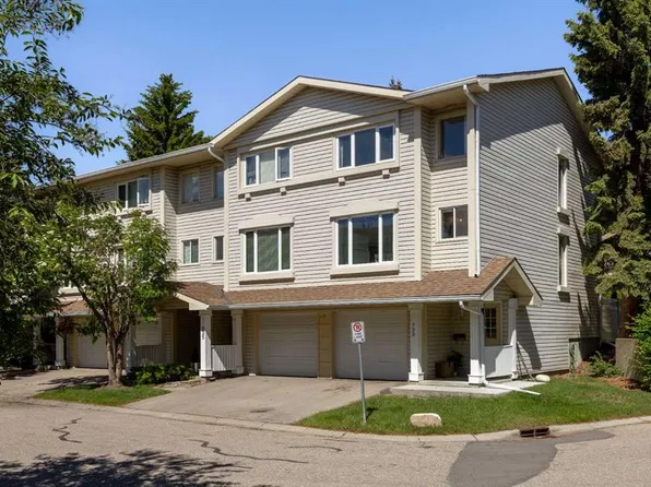 723 Queenston Ter SE, Calgary, AB T2J 6H5