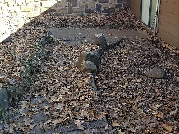 5th image of 10283 N 61st St E