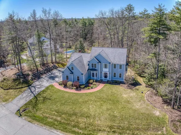 3 Dublin Court, Bedford, NH 03110