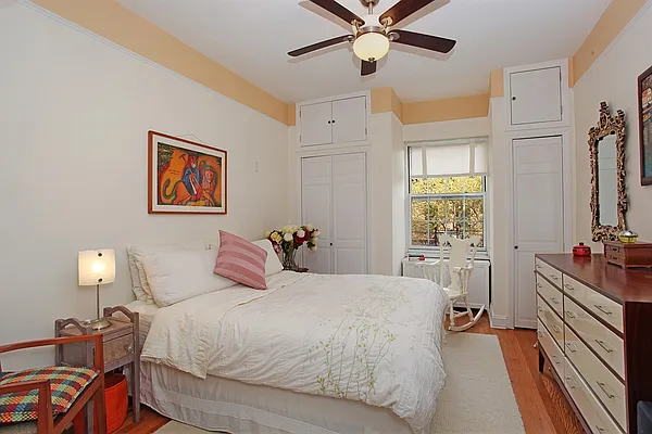 Sold by Corcoran | media 23