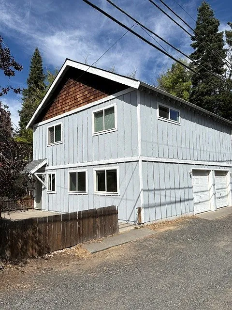 2 bed, 900 sqft, $1,750 — Photo 2