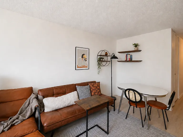 445 5th Ave #26D — Photo 4