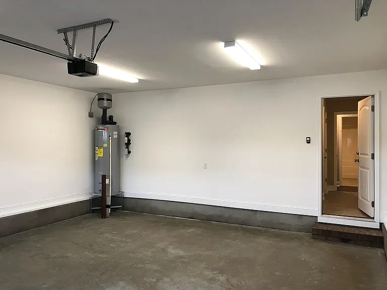 118 Emerson Ln — Photo 6