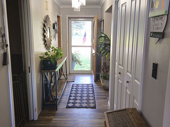 2nd image of 305 W Fillmore Ave