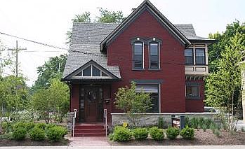 1st image of 838 Cherry St SE
