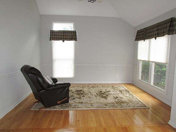 3rd image of 6851 Killilea Dr