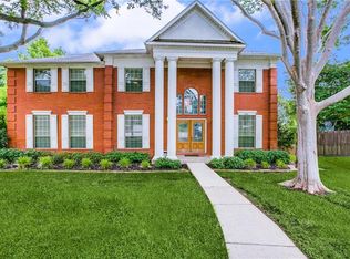 600 Soapberry Cir, Irving, TX 75063
