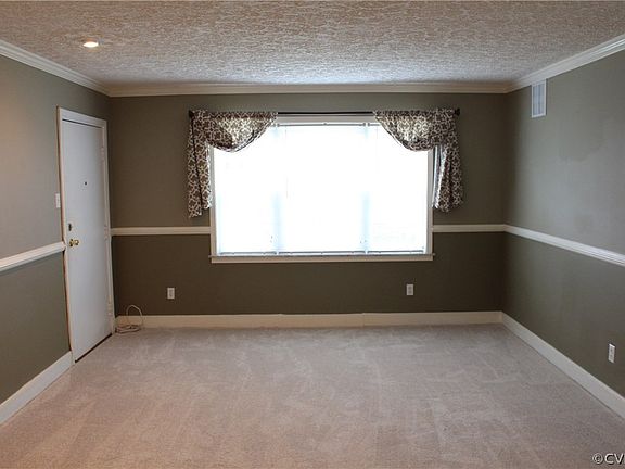 3rd image of 4030 Forest Hill Ave #16