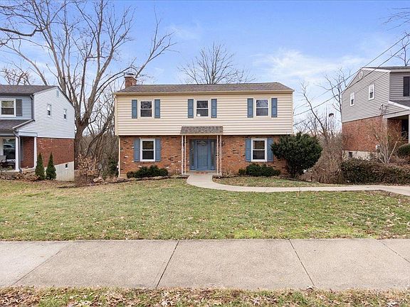 3rd image of 5658 Shady Hollow Ln