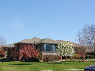 4800 Eagle Ridge Rd, Lincoln, NE 68516
