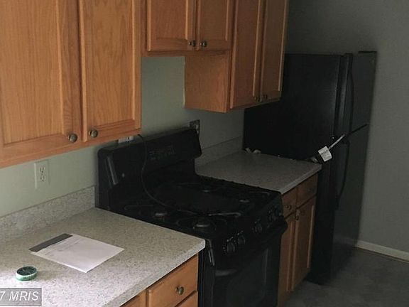 2nd image of 1 Silverwood Cir APT 9