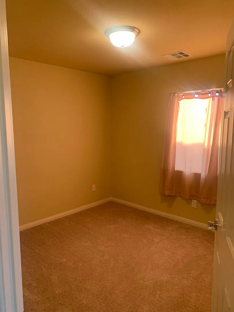 Jones/Silverado Ranch — Photo 4
