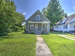 110 N Poplar St, Assumption, IL 62510