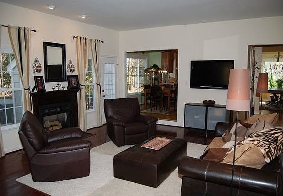 5th image of 5812 Maybrook Ct
