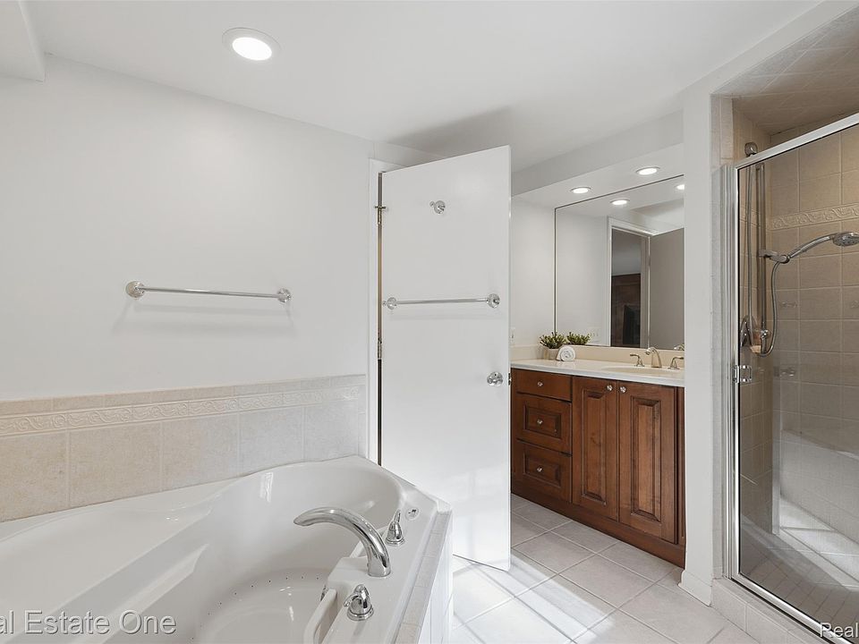 8618 Huntington Rd, photo 28