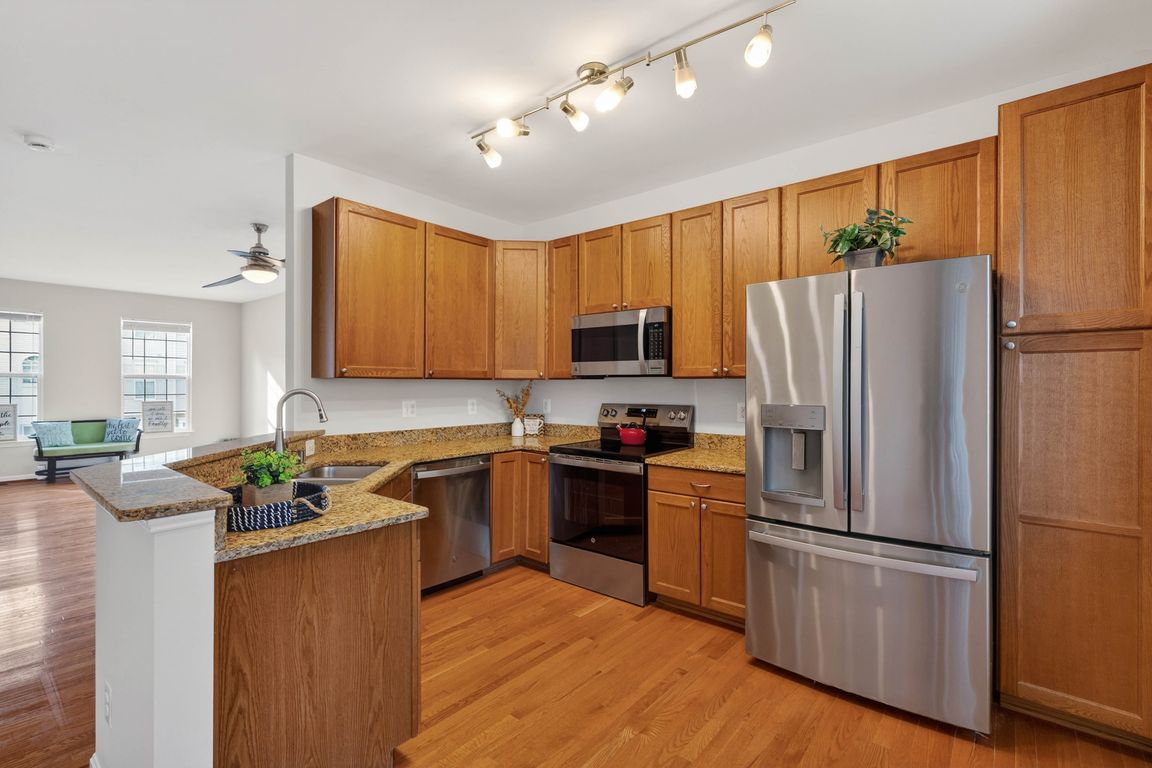 next background image