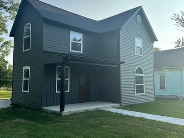 521 McGowan St, Brookfield, MO 64628