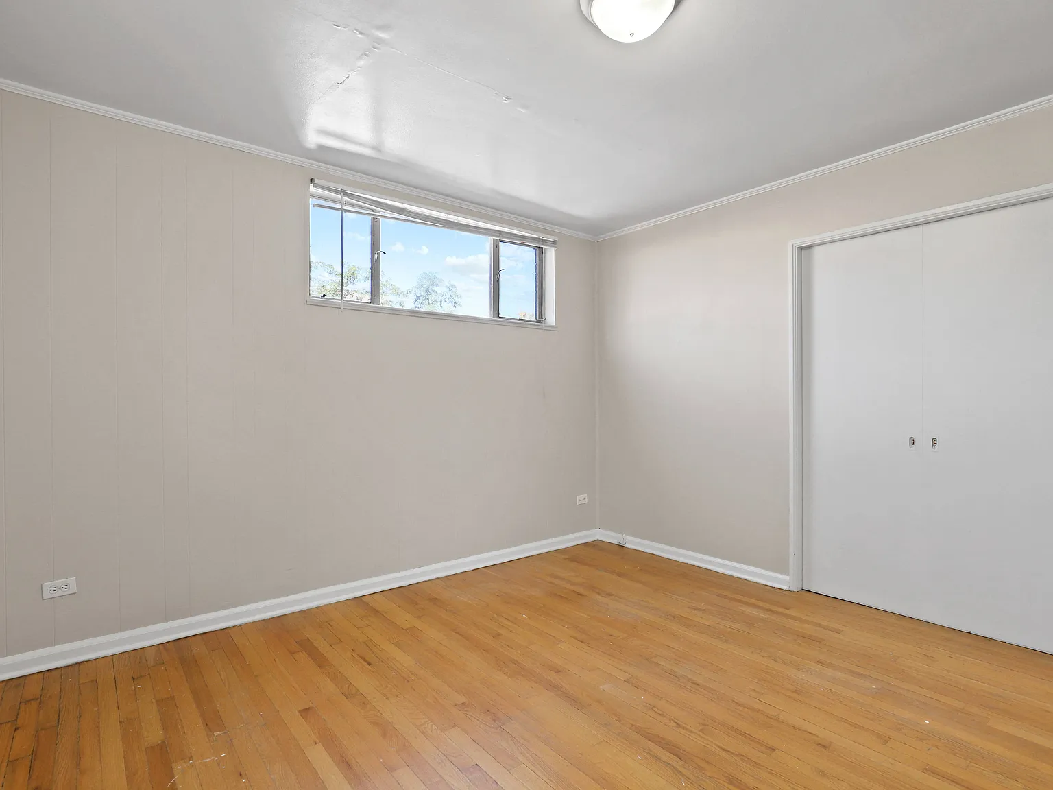 Race Street Apartments — Photo 4