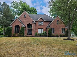 557 Spring Lake Point, Holland, OH 43528