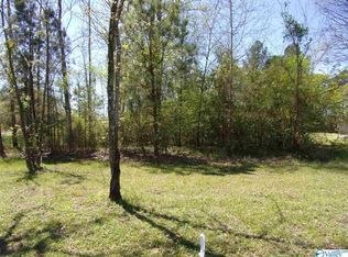 1805 Parker Rd SE, Hartselle, AL 35640