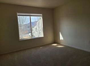127 Jules Dr #F203, Gypsum, CO 81637