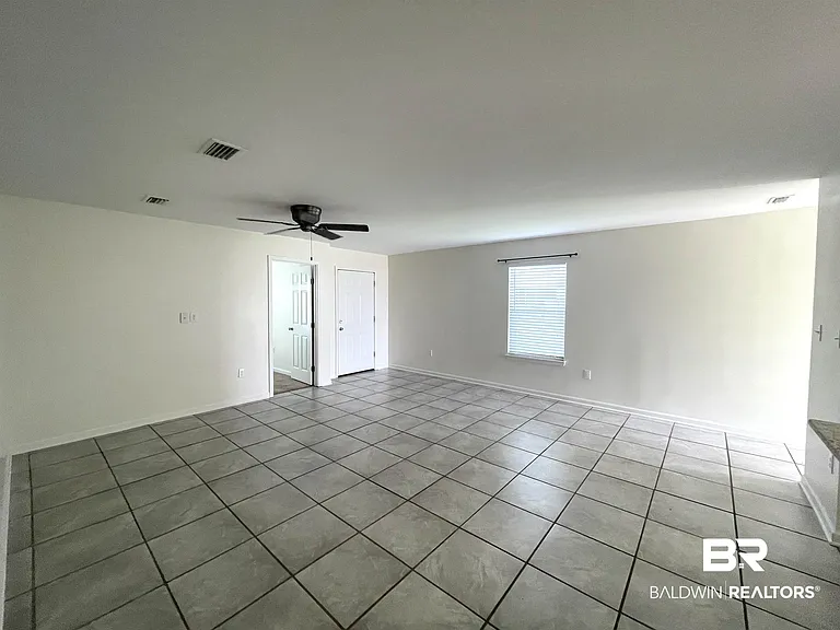 15142 Marem Dr — Photo 28