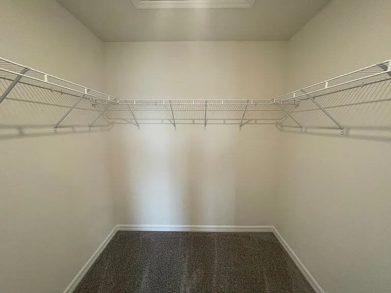 6126 Galloping Dr — Photo 7