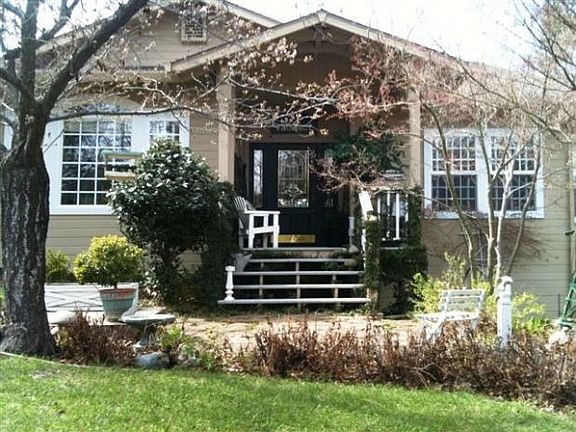 2nd image of 12121 Jackson Pines Dr