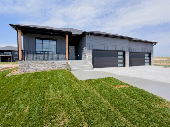 6402 11th Ave, Kearney, NE 68845